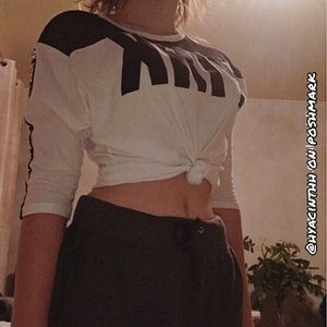 white mesh VS Pink workout 1/2 sleeve tee